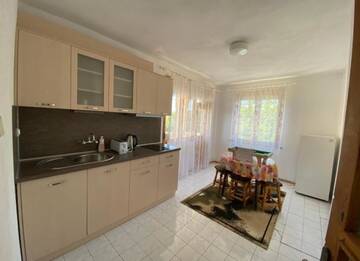 Фото номера Дом с 5 спальнями Дома для отпуска Velibash House г. Велика 75